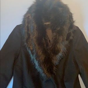 Via Spiga
Faux Fur Collar Coat